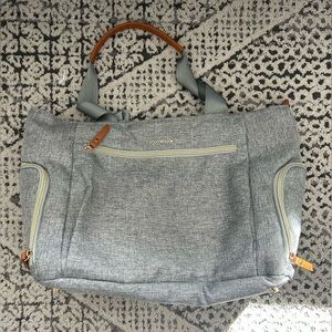 Gray Pumping Handbag with Brown Accents